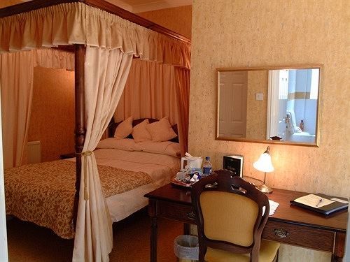 Hotel Photo 12
