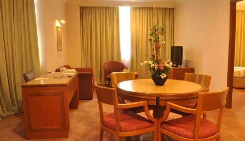 Hotel Photo 9