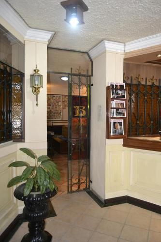 Hotel Photo 12