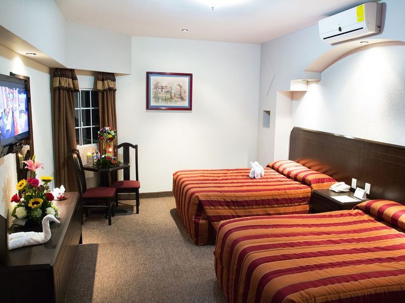Hotel Photo 2