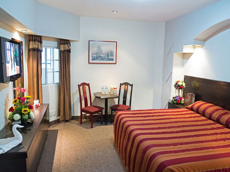 Hotel Photo 6
