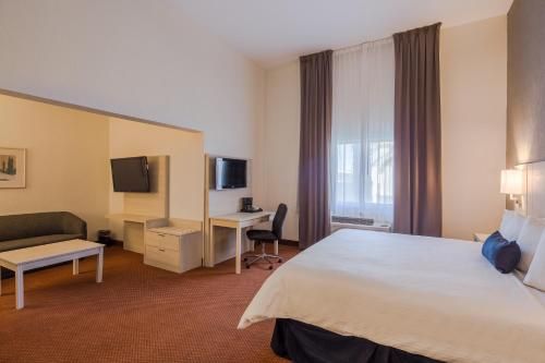 Hotel Photo 3
