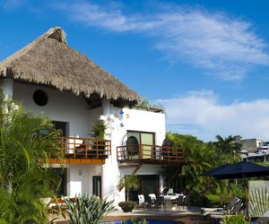 Vallarta Gardens Beach Front Hotel & Residences Cruz de Huanacaxtle Mexico