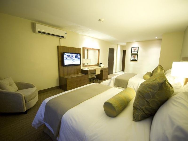 Hotel Photo 2