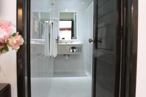 صورة الفندق 8
