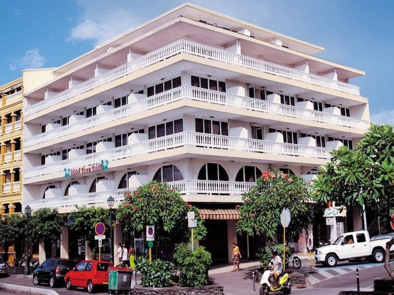 Hotel Photo 1