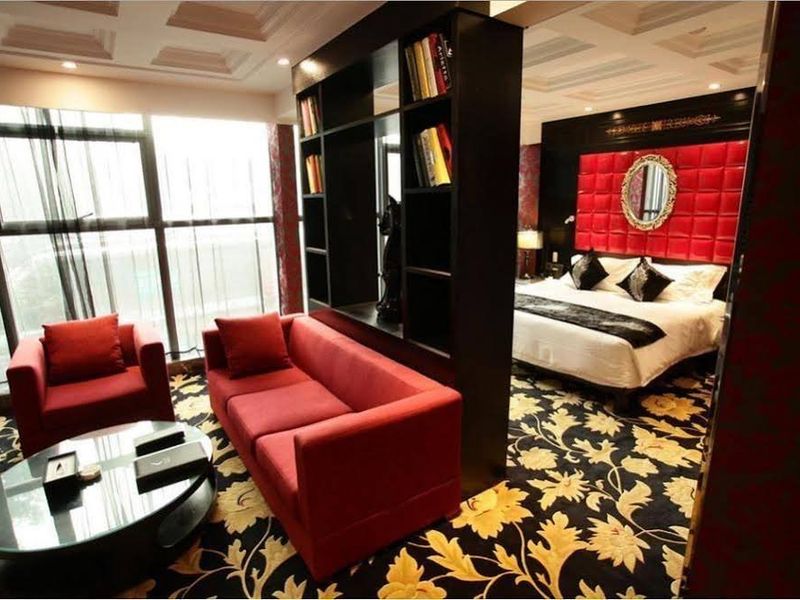 Hotel Photo 6