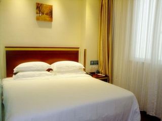 Фото отеля GreenTree Inn Nantong Jiaoyu Road Hotel
