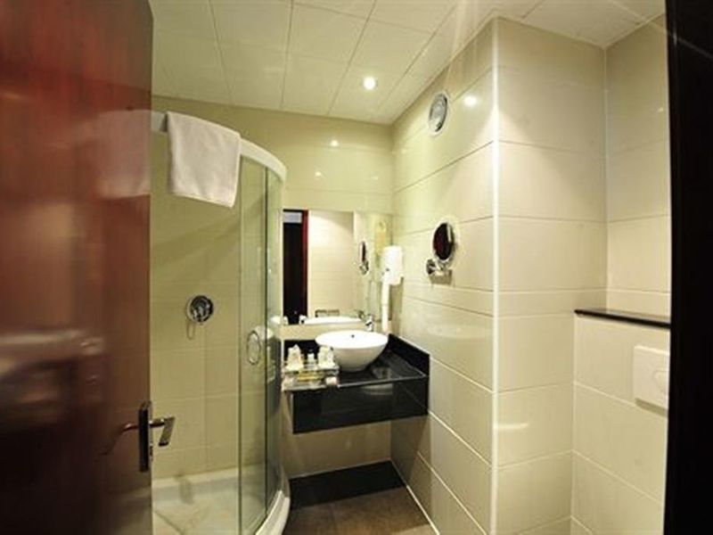 Hotel Photo 8