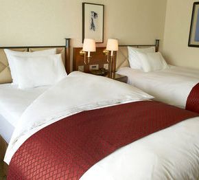 NearBy Hotel