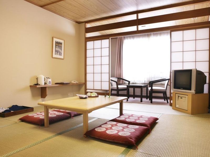 Hotel Photo 6