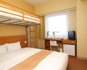 NearBy Hotel