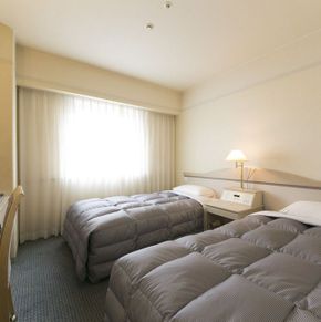 NearBy Hotel