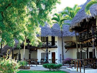 Hotel pic Sandies Coconut Village - All Inclusive