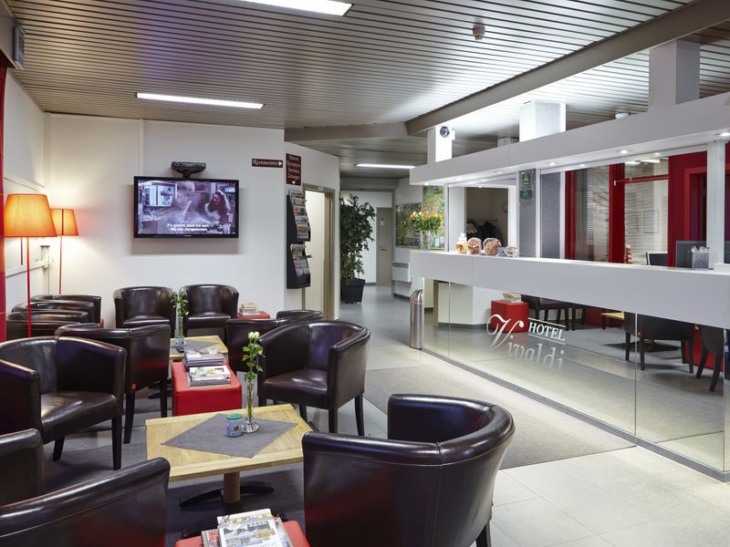 Hotel Photo 9