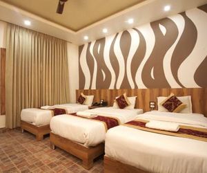 Jungle Safari Lodge Sauraha Nepal