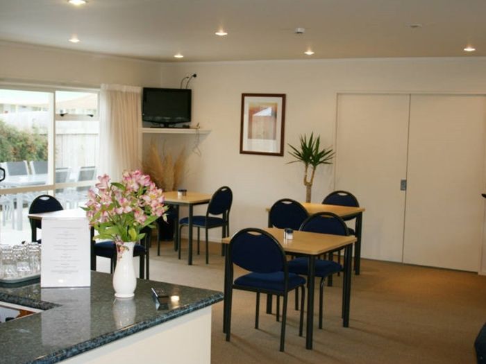 Hotel Photo 12