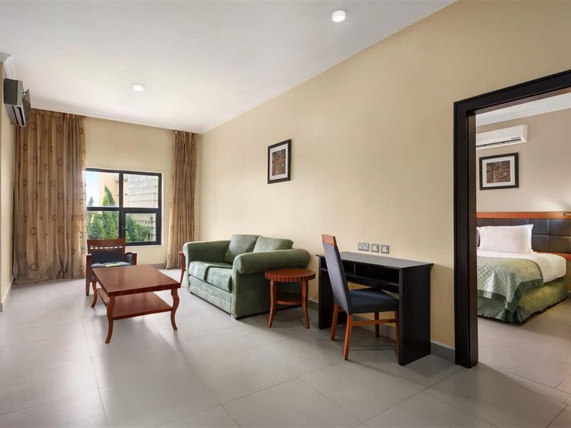 Hotel Photo 6