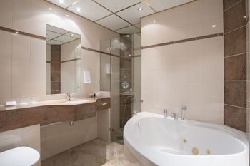 Hotel Photo 9
