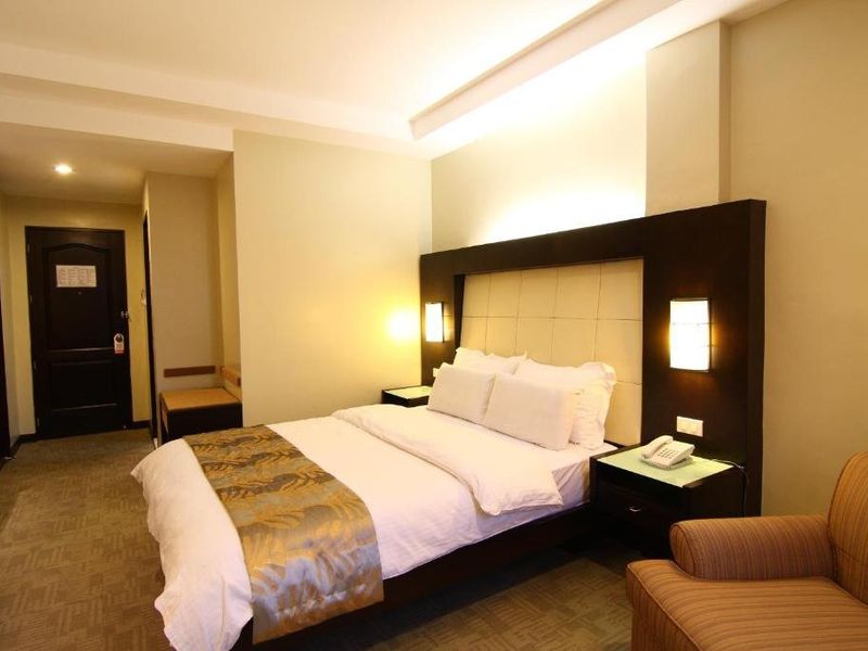 Hotel Photo 3