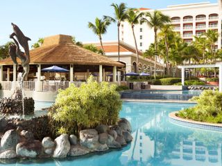 Фото отеля Embassy Suites by Hilton Dorado del Mar Beach Resort