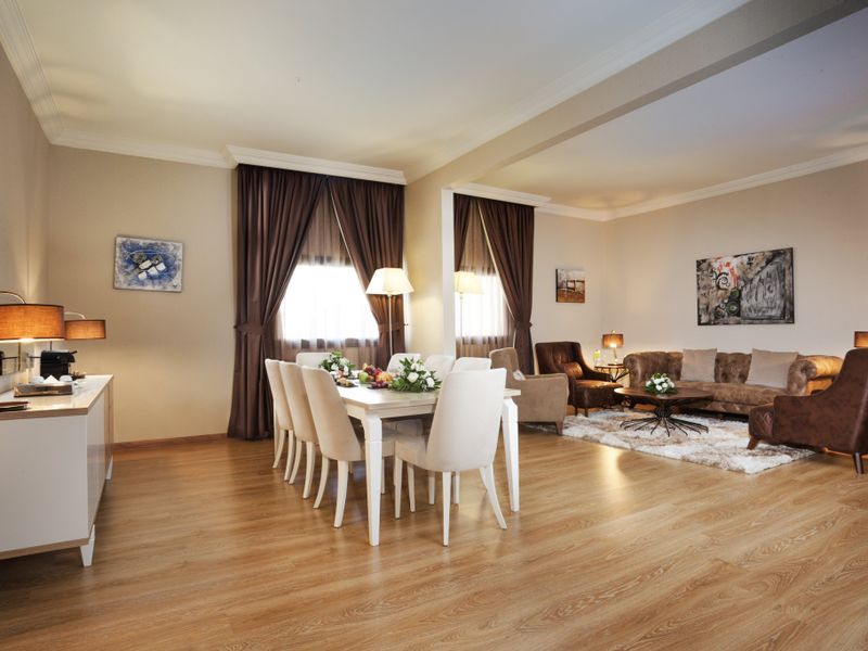 Hotel Photo 5