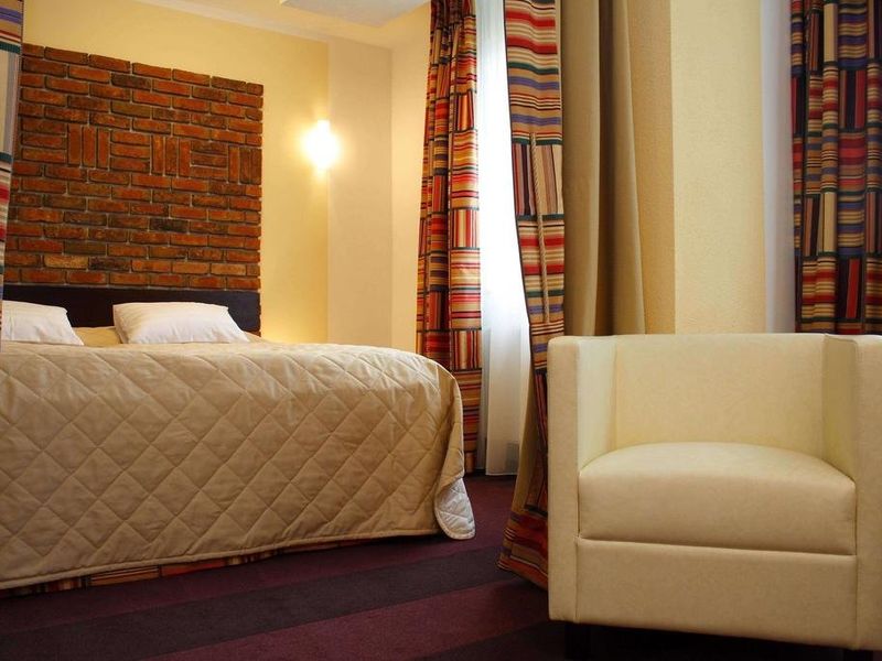 Hotel Photo 6