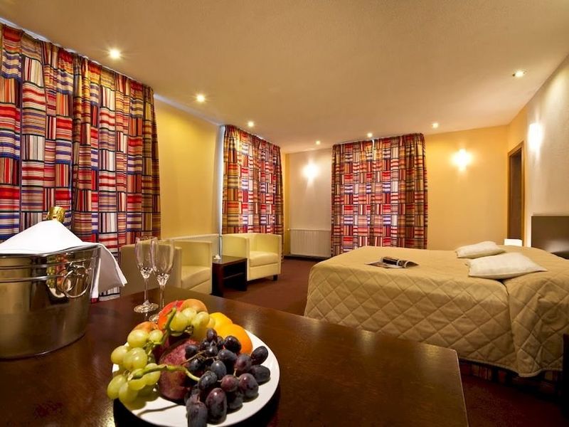 Hotel Photo 7
