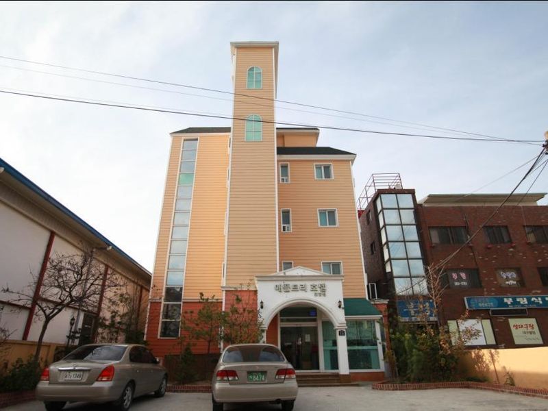 Hotel Photo 1