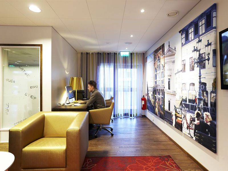 Hotel Photo 8