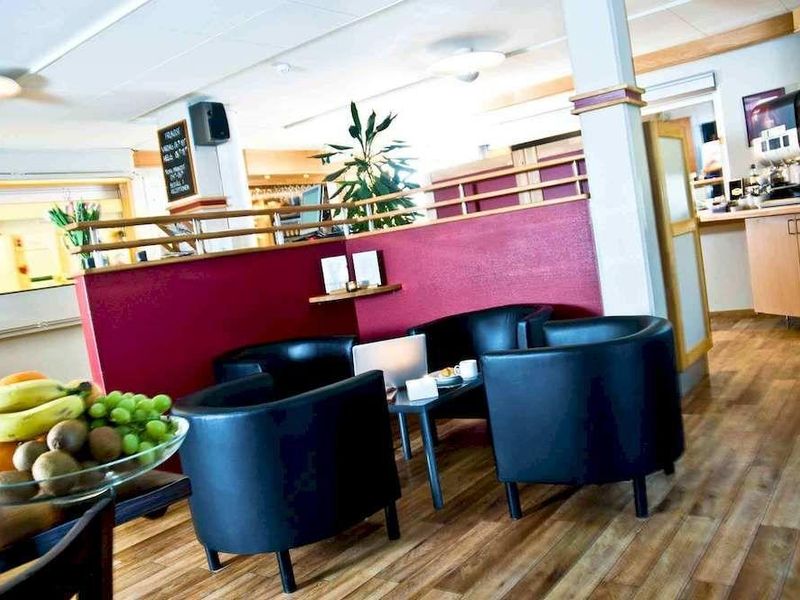 Hotel Photo 9