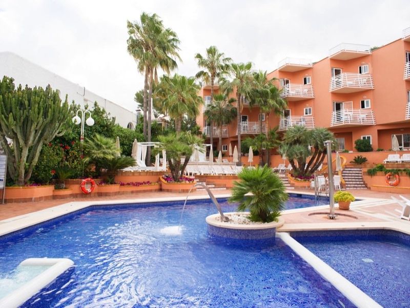 Hotel Photo 9