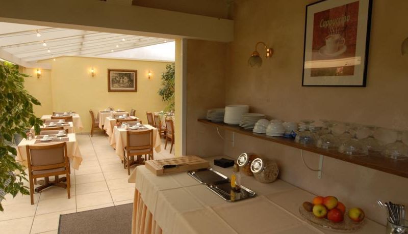Hotel Photo 11