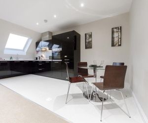 Roomspace Serviced Apartments - Kinnaird Court Esher United Kingdom