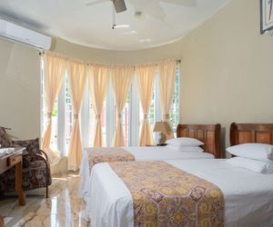 Waters Edge Guest House Montego Bay Jamaica