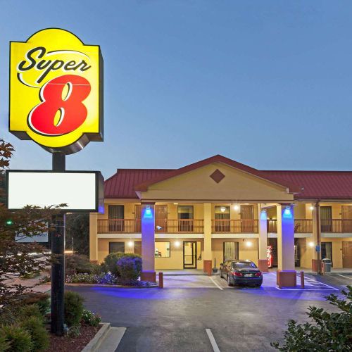 Photo of SUPER 8 DECATUR DWNTWN ATL