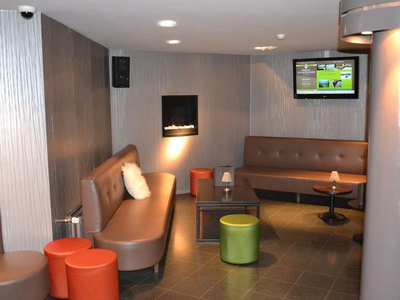 Hotel Photo 12