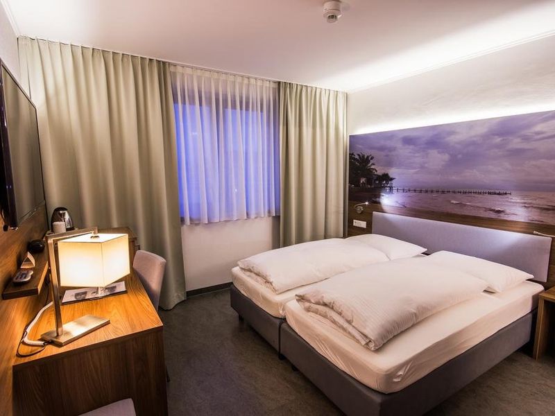 Hotel Photo 1