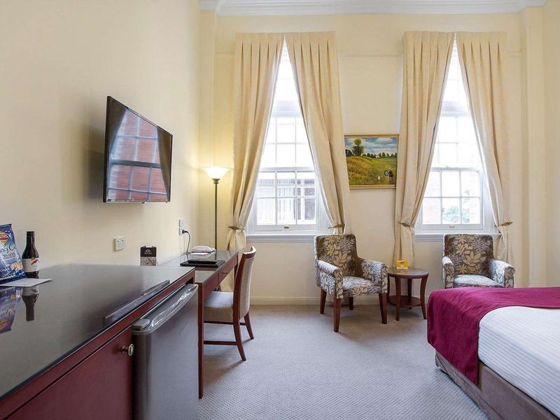 Hotel Photo 1