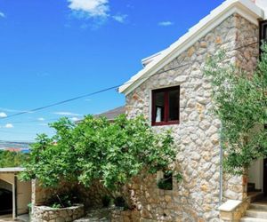 Spacious Apartment with Garden in Starigrad Croatia Starigrad Croatia