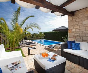 Attractive Villa with Swimming Pool in Porec Porec Croatia