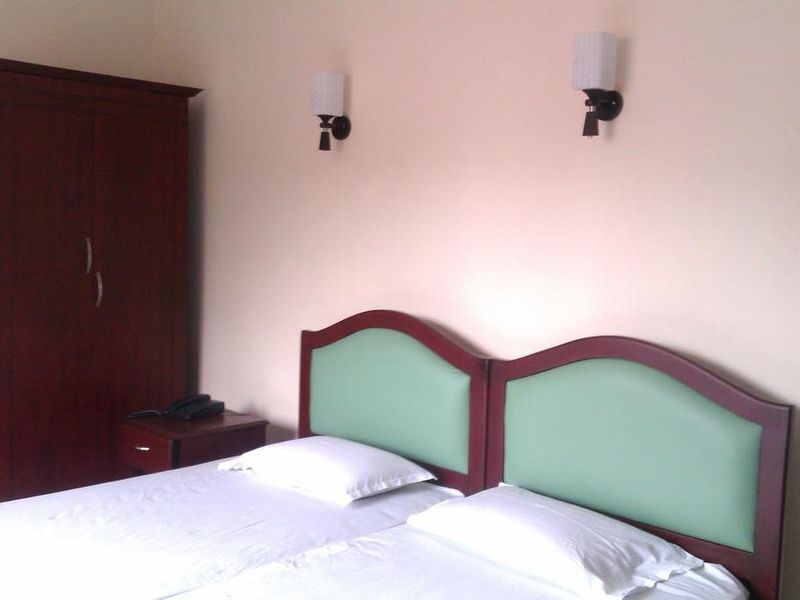 Hotel Photo 1
