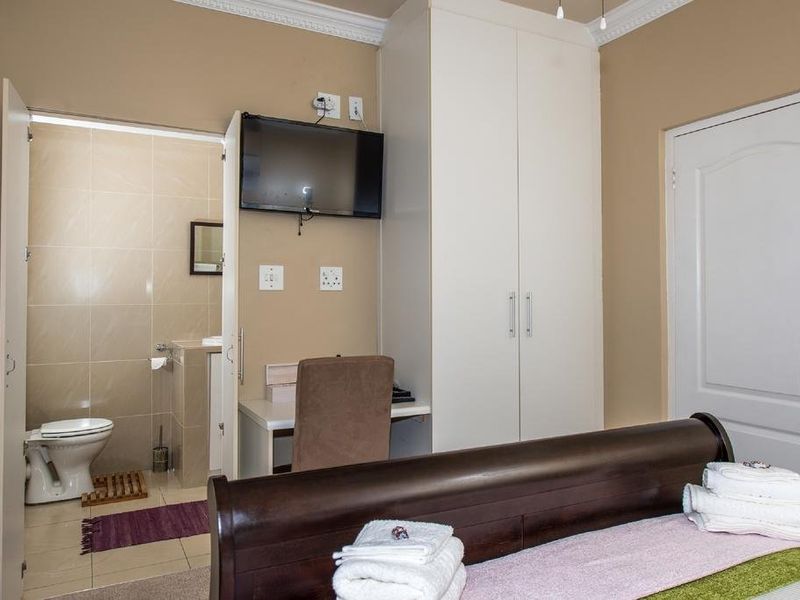 Hotel Photo 8