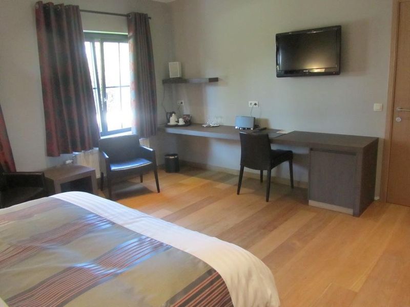 Hotel Photo 8