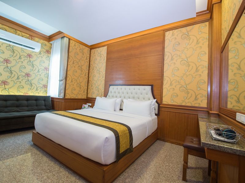 Hotel Photo 1