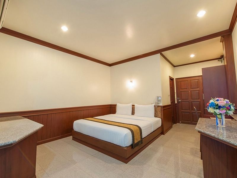 Hotel Photo 5
