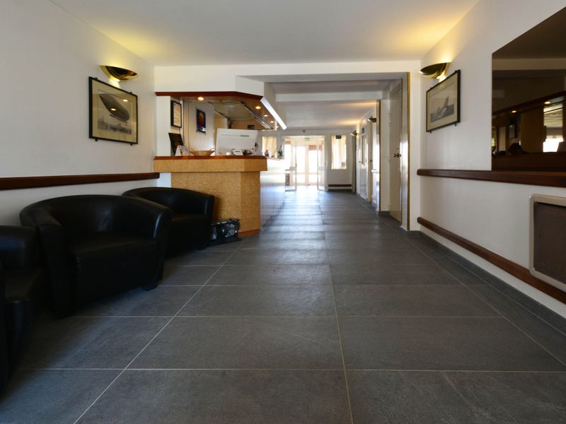 Hotel Photo 9