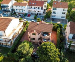 Apartments Irini Njivice Croatia