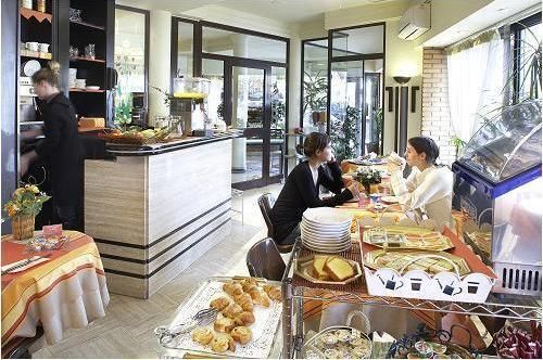 Hotel Photo 14