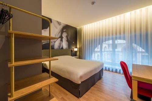 Hotel Photo 6